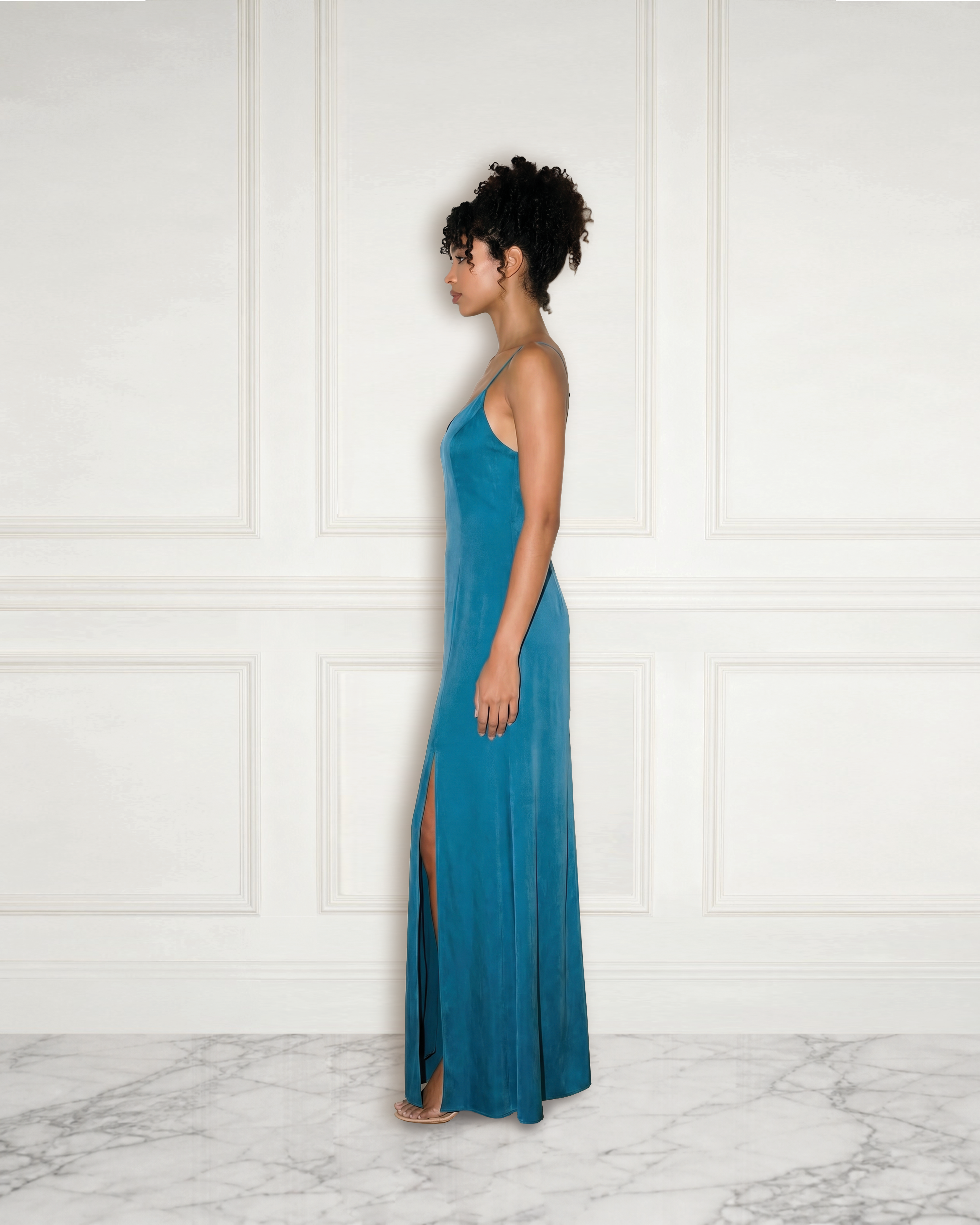#Color_Colonial Blue